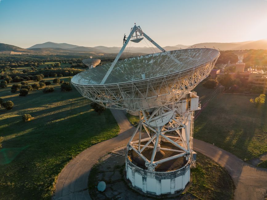 Swift telescope rescue, satellite towing
