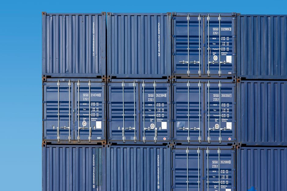 linux kernel, root privilege, container escape