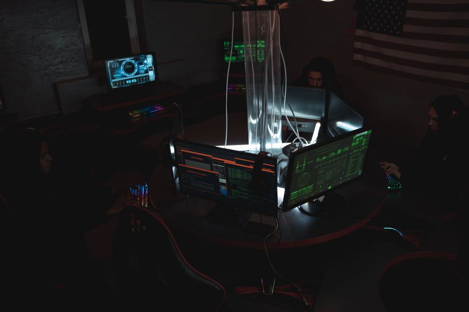 AI cyber attack, autonomous ransomware, machine learning security