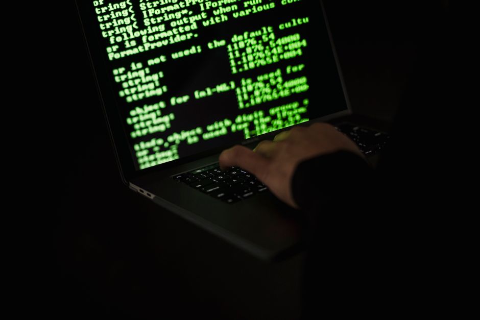 AI cybercrime, hacker bot, digital threat